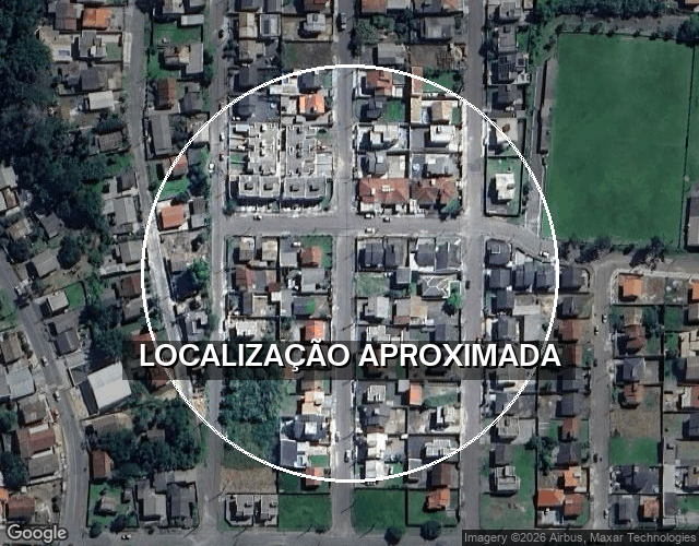 Casa com 224,29 m², 2 pavimentos, 3 quartos, 2 banheiros, piscina, ocupada