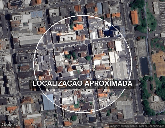 Casa mista com terreno de 360 m², 3 quartos, 2 banheiros, ocupada