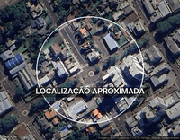 Lote urbano com 130m² e casa de madeira de 48m²