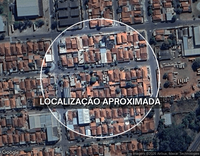 Casa com 250m², 72,42m² construídos, 2 quartos, 1 banheiro, desocupada