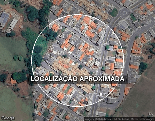 Casa com 180m², 2 pavimentos e garagem em Bragança Paulista