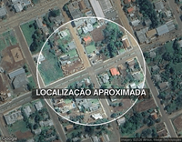 Lote urbano com 200m², sala comercial e apartamento