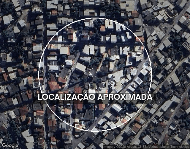 Sobrado com 3 quartos, 2 banheiros e garagem para 3 carros