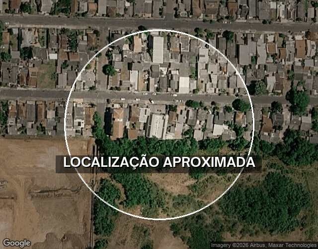 Pavilhão comercial com 530 m², 2 lojas, mezanino e 3 salas