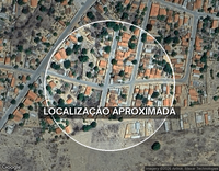 Casa com 2 quartos e 1 banheiro, área construída de 61.87m², desocupada