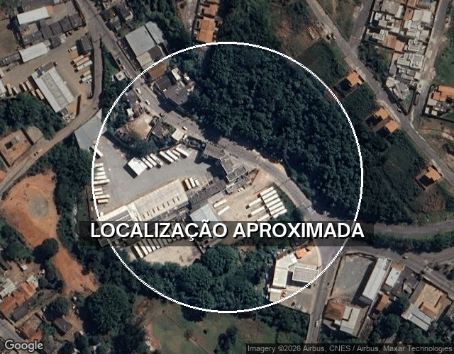 Comercial com 17556m² de terreno em Três Corações/MG