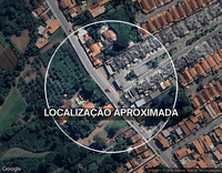 Casa com 2 quartos e 1 banheiro, área construída de 61.87m², desocupada