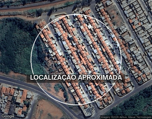 Casa com 2 quartos e 1 banheiro, área construída de 61.87m², desocupada