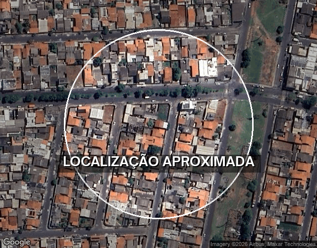 Terreno com casa de 3 quartos, 1 banheiro, 250m², em construção
