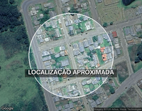 Terreno urbano com casa de madeira, 6.875m²