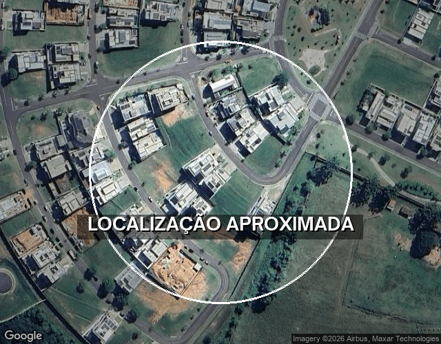 Terreno comercial com 463,26 m² em condomínio fechado