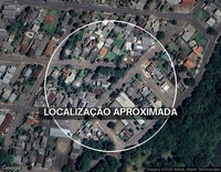 Terreno com casa de madeira e laje, 372m²