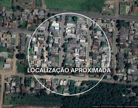 Casa mista em terreno de 300m², 2 quartos, 1 banheiro, ocupada