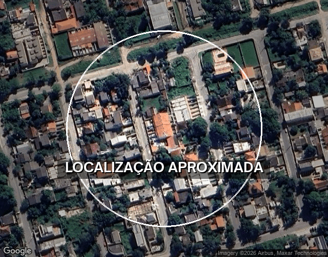 Casa com 42m², 120m² de terreno, 1 quarto, 1 banheiro, desocupada