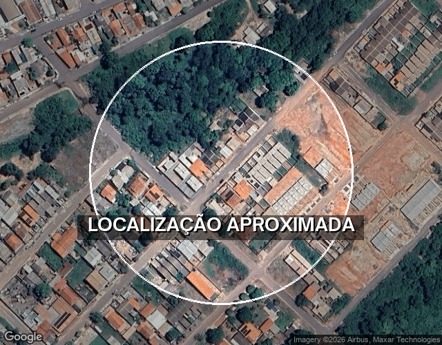Casa com 2 quartos, 62m², área de 180m², desocupada