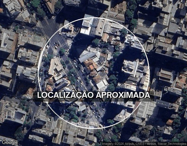 Casa simples com 3 quartos em terreno de 400m²