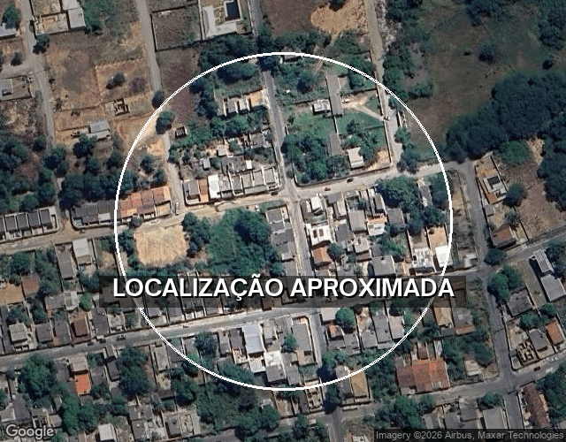 Casa com 2 quartos e 1 banheiro, área construída de 61.87m², desocupada