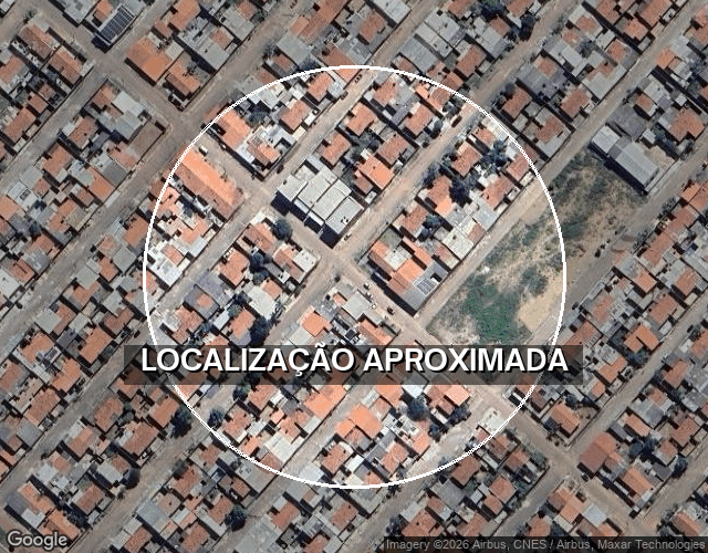 Casa com 2 quartos e 1 banheiro, área construída de 61.87m², desocupada
