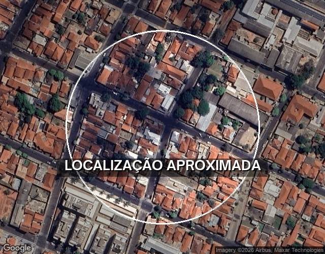 Edificação com 7 cômodos e terreno de 242m² em Bauru