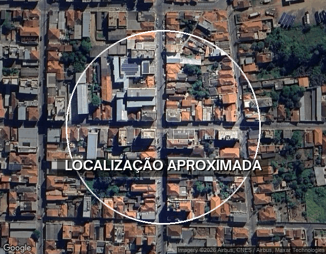 Casa de 130m² com 3 quartos e 2 banheiros, desocupada