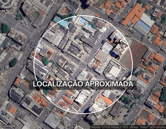 Prédio comercial com 7 apartamentos e 6 quartos em Caldas Novas