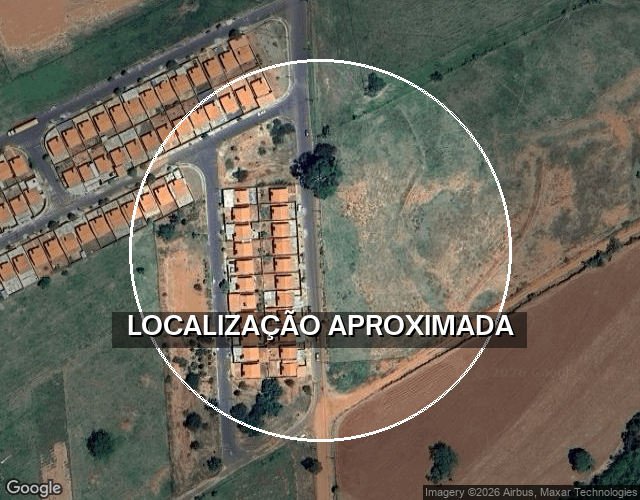 Casa com terreno de 201,60m², seminova, 5 anos de construção
