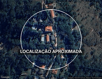 Casa com 87,58m² construídos em terreno de 3.375m², ocupada