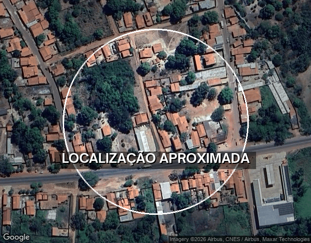 Casa com 2 quartos, varanda e 1 vaga de garagem
