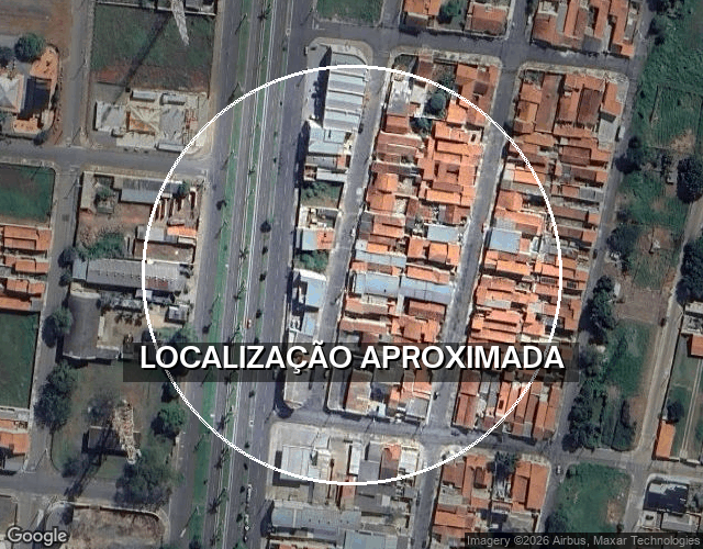 Casa com 3 quartos, 2 banheiros, 218m², desocupada