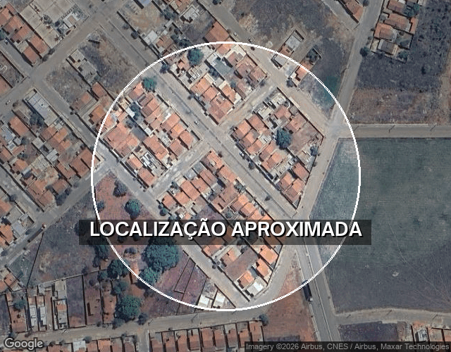 Casa com 2 quartos, 69,41m², terreno 165m², ocupada