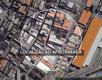 Prédio comercial com 2 pavimentos, 899,14m² construídos