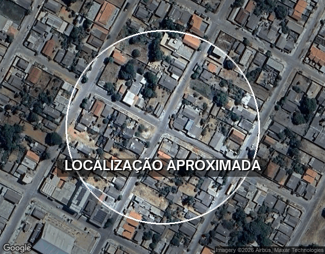 Casa com 2 quartos, 180m², desocupada