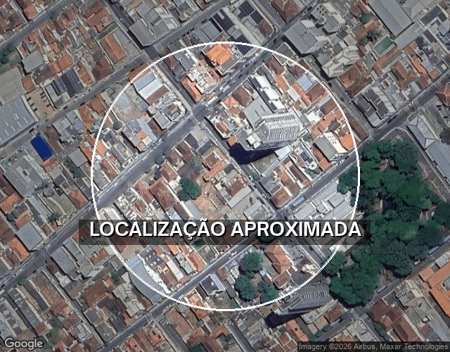 Casa com 1 cômodo e banheiro, terreno 220m² por lava rápido