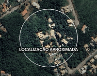 Casa com 259,65m² em terreno de 1.968m², ocupada