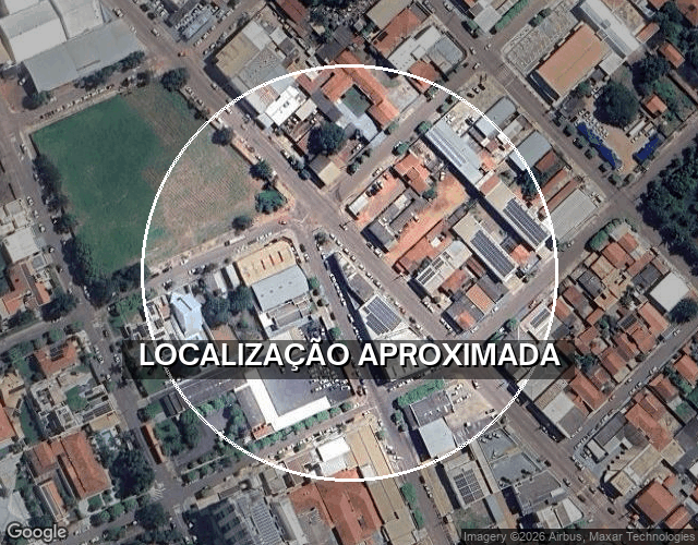 Casa com 3 quartos, 242m² construídos, ocupada
