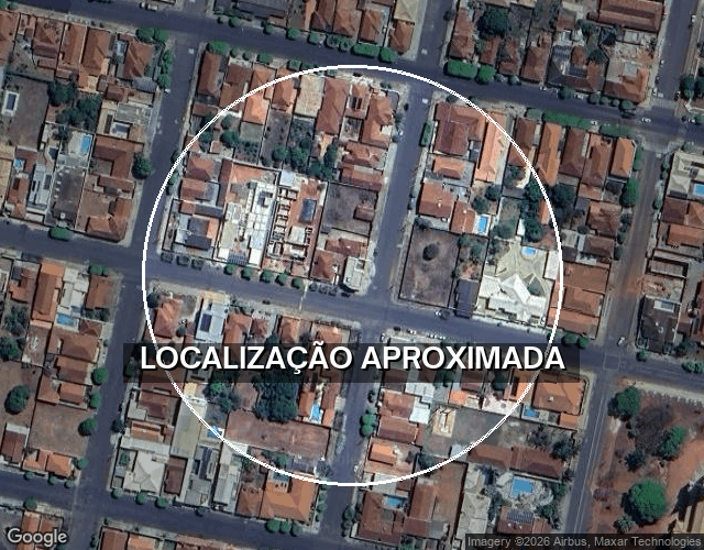 Casa com 1 vaga de garagem, 199,9 m² construídos, ocupada