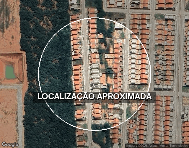 Casa com 1 vaga de garagem, 85,6 m² construídos, ocupada