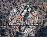 Terreno com duas construções simples, 2 quartos, 1 vaga