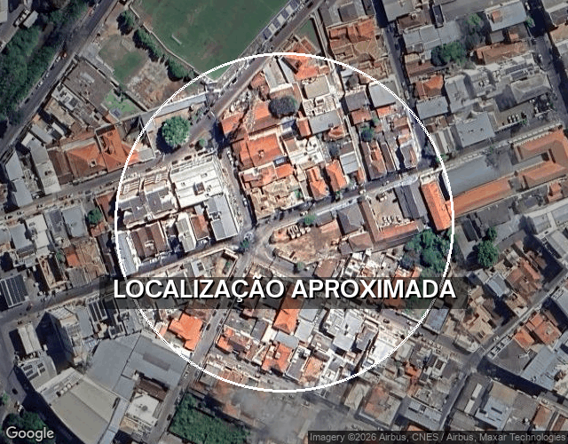 Terreno comercial com 717,12m², anexo a casa