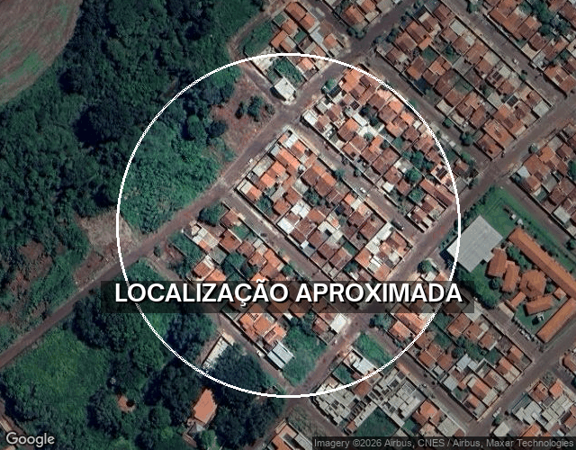 Casa desocupada com 3 quartos, 250m² de terreno, 177,9m² construída