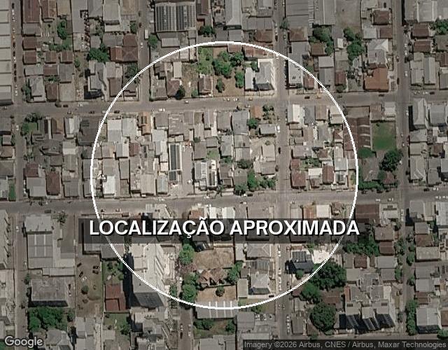 Casa com 1 vaga de garagem, 262,76 m² construídos, ocupada
