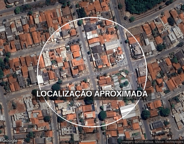 Casa com 310,98 m² construídos, 521,67 m² de terreno, ocupada