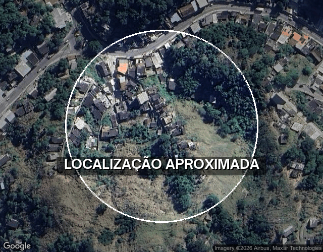 Casa com 7 quartos, 4 banheiros e 1 vaga de garagem