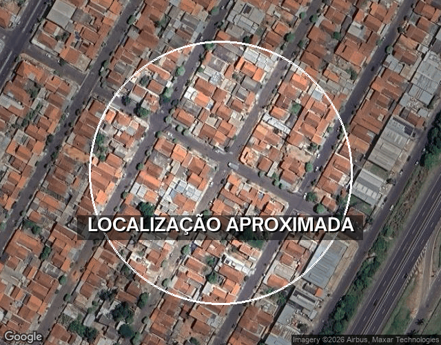 Casa com 250m², 3 quartos, 2 banheiros, desocupada