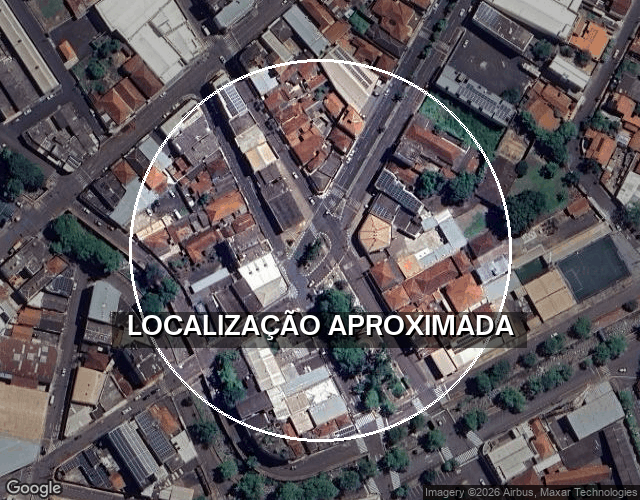 Sala comercial com 68,82m², desocupada, ideal para investimento