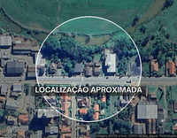 Terreno urbano com casa de madeira e alvenaria, 2 pavimentos, 850m²