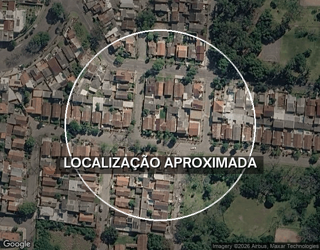 Casa com 85,80m², terreno de 359,37m², 3 quartos, 2 banheiros, desocupada