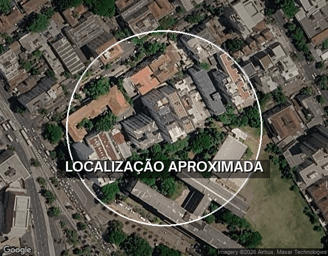 Fábrica com terreno amplo, ideal para investimento