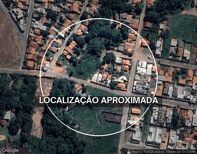 Casa com 4 dormitórios, 3 suítes, 1 vaga de garagem, desocupada