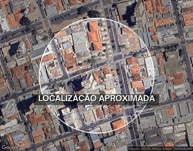 Casa com 240m², 3 quartos, 2 banheiros, desocupada